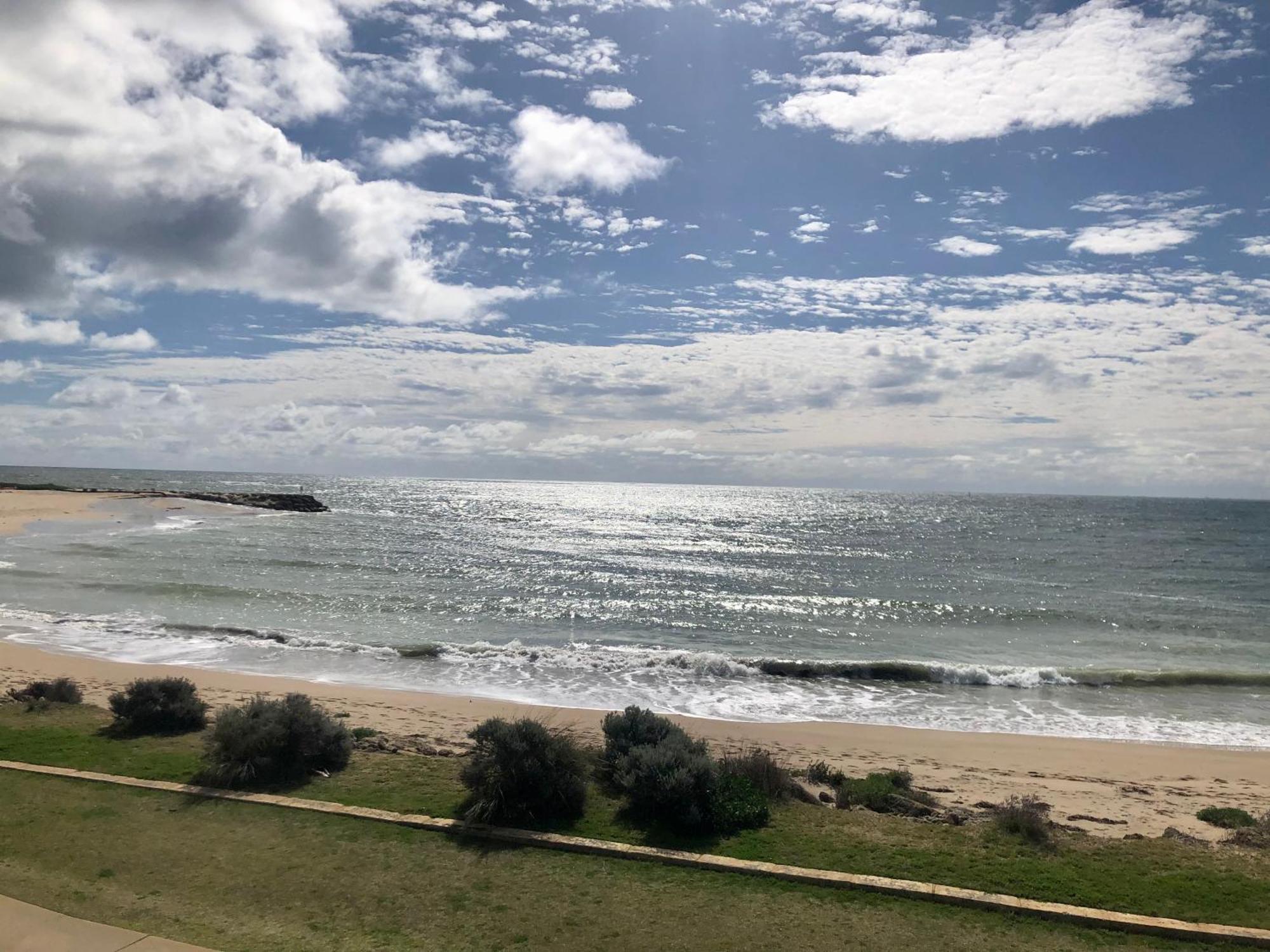 Tempel By The Sea Mandurah Extérieur photo