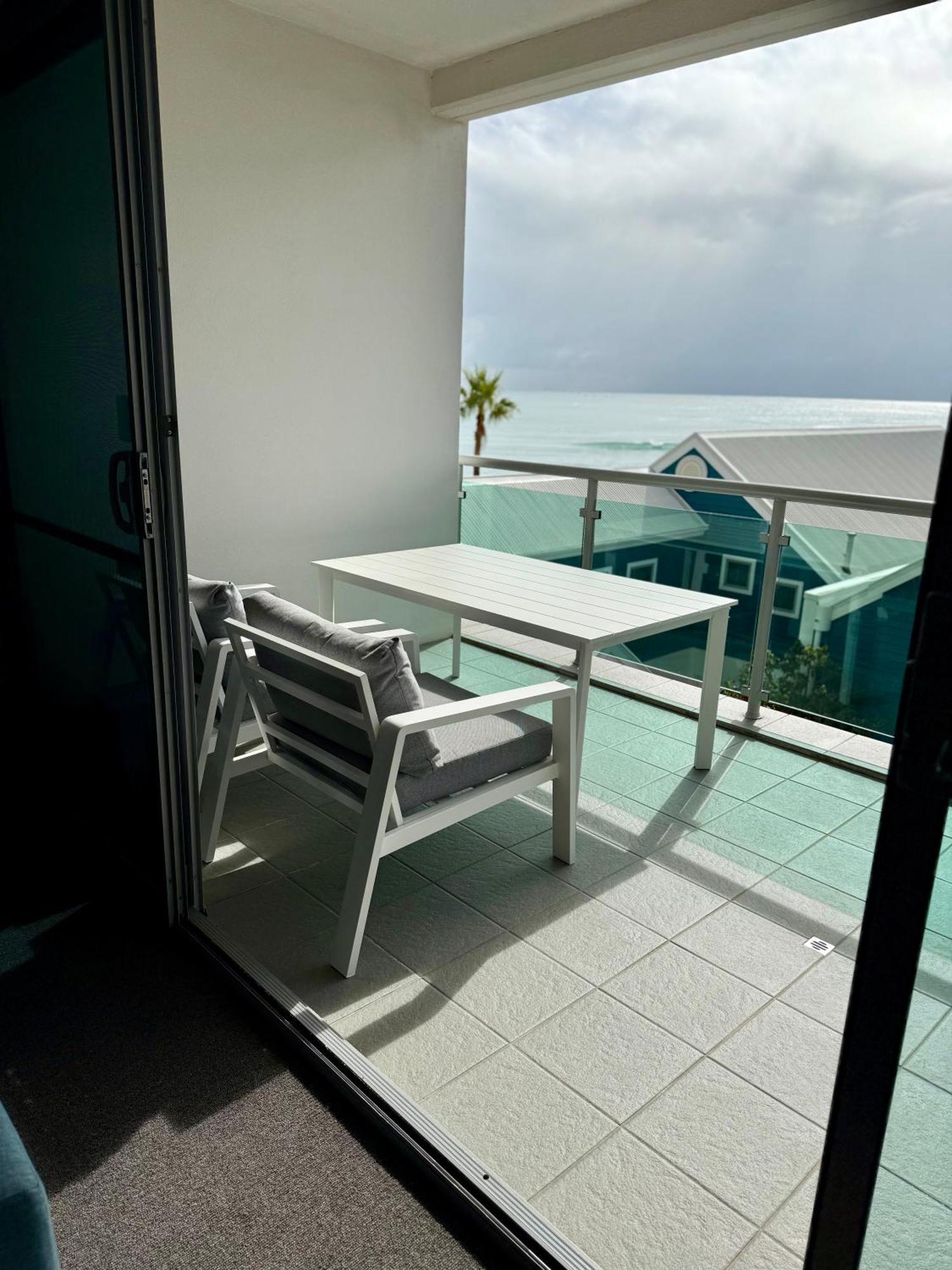 Tempel By The Sea Mandurah Extérieur photo